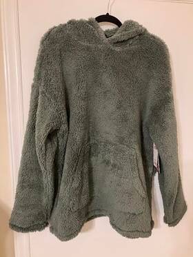 32 Heat 195930245802 Oversized Wearable Blanket Hoodie Ultra Soft Sherpa Xxl-green-new
