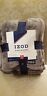 32852653 Izod Plush Blanket Twin Gray New