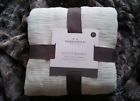 490620212028 Threshold Woven King Bed Blanket Green