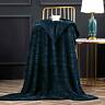 648260744724 Bertte Ultra Velvet Plush Super Soft Decorative Stripe