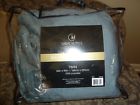675716638498 Great Hotels Twin Microlight Blanket