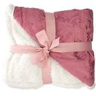 683405250098 Dg Hill Floral Embossed
