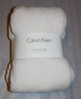 756441 Calvin Klein Nwt White Fleece