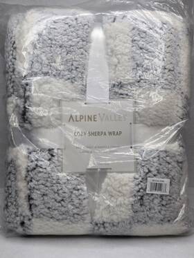 Mcc58-5558 Alpine Valley Sherpa Wrap Checkerboard Soft Fuzzy 50 X 60 Inch Brand New