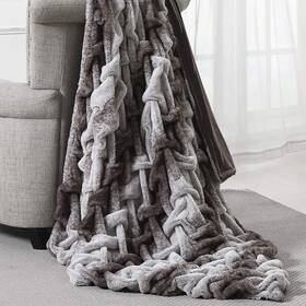 Amrapur Overseas 645470226439 Faux Fur Reverse To Flannel Oversized Braided Throw Taupe