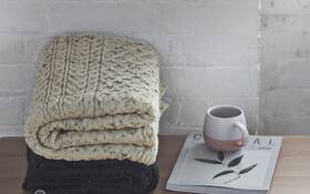 Aran Woollen Mills 099080245734 Irish Throw 100% Wool Blanket With Honeycomb Knitted Design Made In Ireland 40x