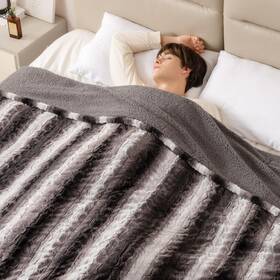 Bearhug 973497695094 Electric Blanket King Size 100 Inch X 90 Gift Box Dual Controller Heat