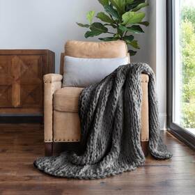 Becky Cameron 840033386418 Gray Chunky Knit Acrylic Throw Blanket