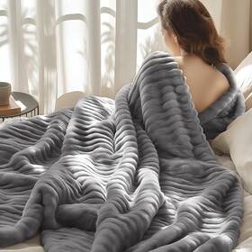 Bedshe 744110348729 Bedsure Gentlesoft Frost Gray Fleece Blanket For Couch - Cozy Soft Blankets