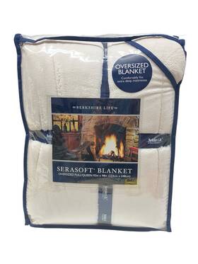 261223 Berkshire Life Serasoft Fleece Oversized Full Queen White Blanket Deep Mattress