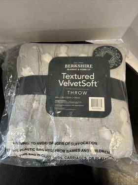 Berkshire 791551466772 Textured Velvetsoft Snowflake Oversized Throw 60 Inch X 70