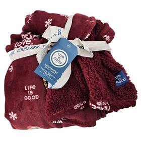 Berkshire 791551506010 Life Is Good Bershire Blanket Red Holiday Santa Dogs Plush Shetpa Throw 50 X 70