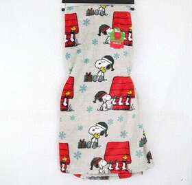 Berkshire 791551663102 Peanuts Christmas Stockings Snoopy Woodstock Soft Throw Blanket 50x70