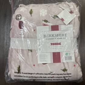 Berkshire Blanket 791551255291 60 Inch X80 Oversized Velvet Soft Throw Merry Cocktails Nwt