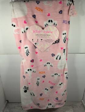 Rn-76948 Betsey Johnson Pink With Ghosts Boo Xox 50x60 Ultra Soft Throw New Tag