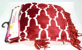 Better Homes 667646113121 Velvet Plush Throw Blanket 50 Inch X 60 Red Quatrefoil Polyester Cozy Warm Plushy