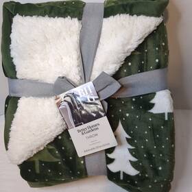 Better Homes & Gardens 791551006442 And Velvet Plush Faux Shearling Throw Blanket Green Christmas