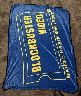 Bzu53kpblk Bioworld Blockbuster Video Movie Vhs Case Fleece Fuzzy Plush Soft Throw Blanket