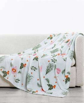 Trw3 Birch Trail 651896680618 Holiday Motif Plush Throw