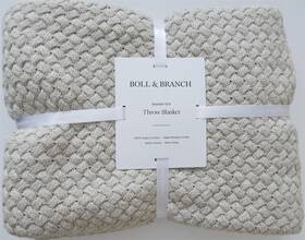 Boll & Branch 840103710402 Nwt And Sweater Knit Throw Blanket 100% Organic Cotton Oatmeal 50 Inch X90