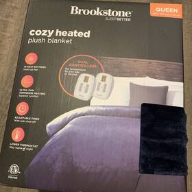 Brookstone 042075643140 84x90 Electric Heated Blanket Queen Size Dual Controllers Navy Blue