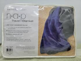Brookstone 883594000676 Nap Navy Blue Satin Trim Travel Throw Plush Blanket 36x52 Edge