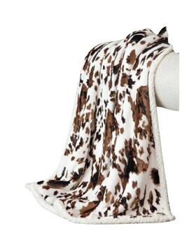 Jw287 Carstens Home Tri-color Cowhide Plush Sherpa Throw -