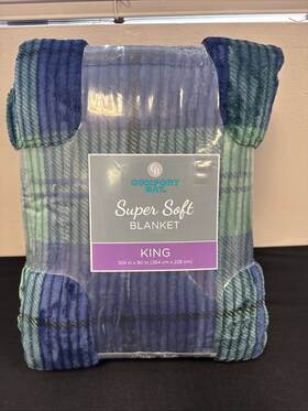 Comfort Bay 847975076865 Plush Blanket King 104 Inch X 90 Blue And Green