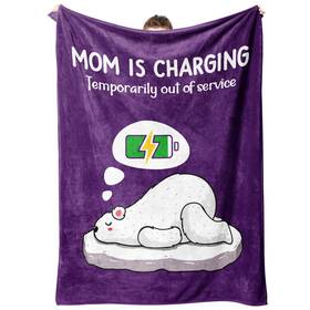 Craftique 683429623113 Mothers Day/birthday Gifts For Mom- Soft Blanket With Funny Mom Is