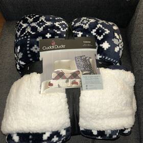 Cuddl Duds 400299666527 Cozy Layers Throw 50 Inches X 60 Navy Blue White Gray