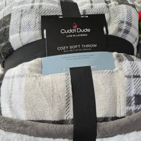 Cuddl Duds 714370383914 Plush Velvet Foot Pocket Throw- 60 Inch X 70 Black/white Plaid