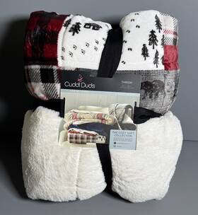 Cuddl Duds 783048101471 Black Red White Plaid Cozy Soft Throw Blanket Reversible 50 Inch X60 New