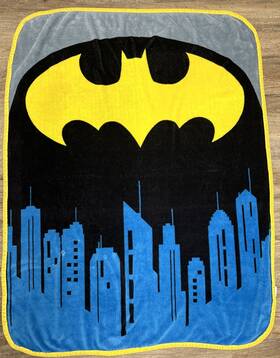Dc Comics 073558787204 - Batman Plush Throw Blanket 46 Inch X 60 117cm 152cm Super Soft
