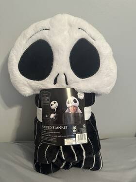 Disney 032281108618 Nightmare Before Christmas Jack Skellington Wearable Hooded Blanket 30x50