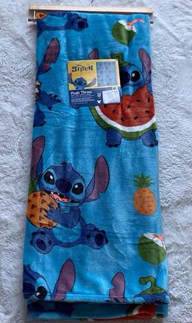 Disney 032281133931 Stitch Tropical Pineapple Coconut Soft Throw Blanket 50 Inch X 70 Blue New