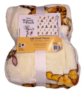 Disney 032281778156 Winnie The Pooh 60 X 70 Silk Touch Throw Super Soft Nwt
