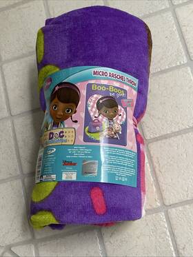 Disney 087918659179 New Doc Mcstuffins Boo Boos Be Gone Fleece Throw Blanket Purple 46x60 Htf