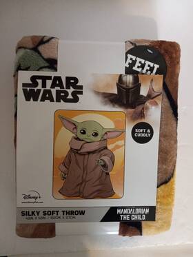 Disney 190604263588 Star Wars Silky Soft Throw Blanket Baby Yoda 40 Inch 50 New