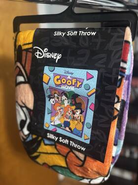 Disney 190604868394 A Goofy Movie 46 X 60 Inch Throw Blanket Brand New With Hanger