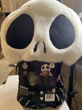 210822250 Disney Jack Skellington Nightmare Before Christmas Hooded Blanket