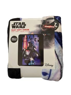 Disney 696901015061 Star Wars Darth Knight-silky Soft Throw 40 Inch X 50 Super And Comfortable