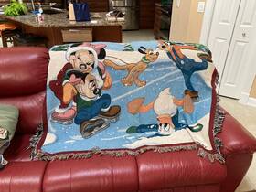 Disney 725734650528 Walt World Tapestry Throw Blanket Winter Scene Ice Skating Mickey 50 Inch X60