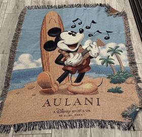 Disney 725734713599 2012 Parks Aulani Resort Woven Tapestry Throw Mickey Mouse Ukulele Hawaii