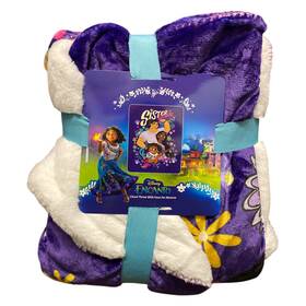 990303295 Disney Encanto Sister Goals Cloud Throw With Faux Fur Back 50 Inch X 60