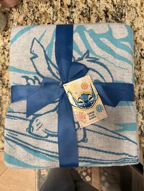 Fac-069418-21360 Disney Stitch Throw Blanket 50 X 60 In Blue White Lilo And Cartoon 2022