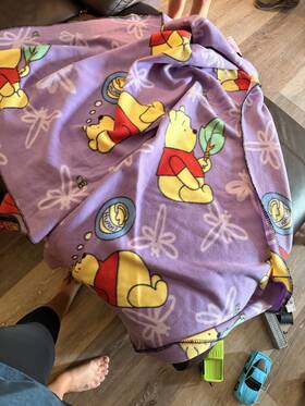 Disney Home R14-60873 Winnie The Pooh Throw Blanket Purple Polyester 50x60 Oeko-tex