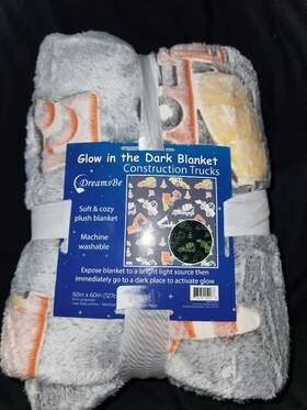 Dreamsbe 783079052278 New Glow In The Dark Blanket Construction Truck Vehicles Digger Dump