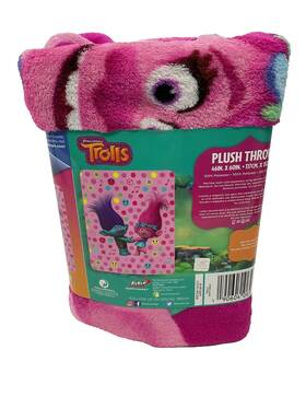 Dreamworks 190604069838 Dream Works Trolls Happy Smiles 46 Inch X 60 Plush Throw Kp2