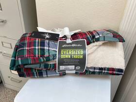 Eddie Bauer 400010933853 New Oversized Down Throw 50 Inch X 72 Barn Red Plaid