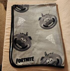 Fortnite 032281253998 Plush Throw Blanket Black White Gray Tomatohead 64 X 45 Jay Franco Sons